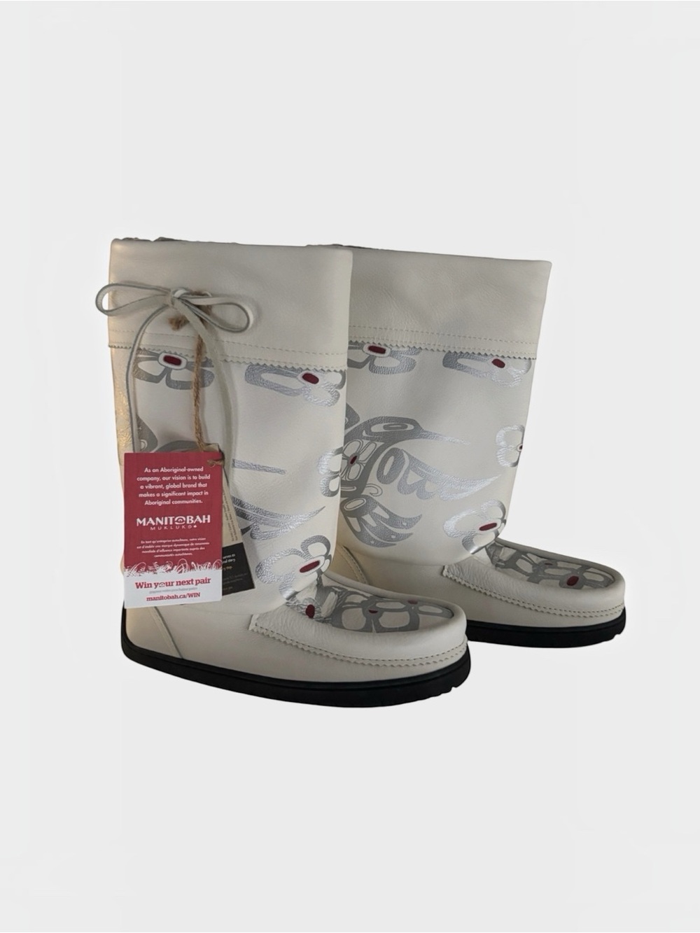 Cream Manitobah Mukluk Boots with Heminbird & Flower Silver Accent